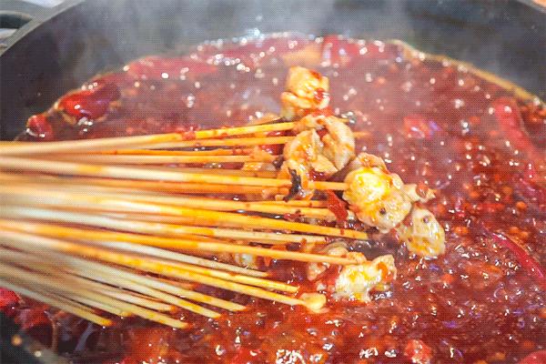 重庆串界一姐来昆明，5种口味掌中宝一次200串