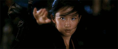 剧中绿茶婊始祖这次竟然秒杀了刘亦菲，她终于被扶正了…