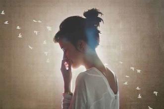 女生回信息慢高情商回复,刚认识的女生回消息慢什么意思