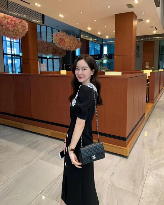 小个子偏瘦韩版气质夏季拼接裙,夏季v领黄色宽松韩版裙