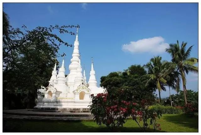 一起来了解傣族文化知识吧,一起来谈谈我们傣族的佛塔文化