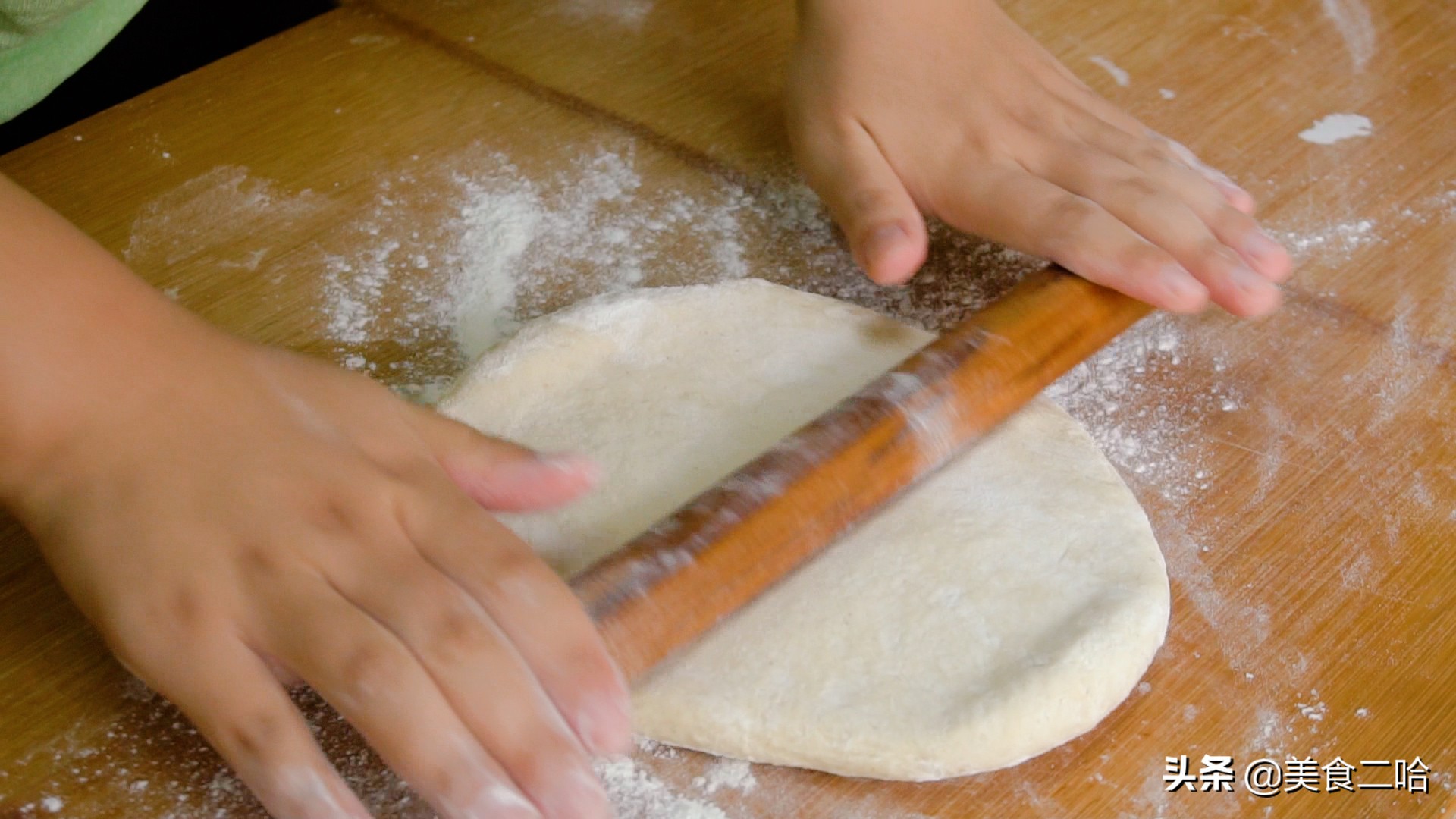 1碗面粉1个鸡蛋的做法,1碗面粉3个鸡蛋简单做出小零食