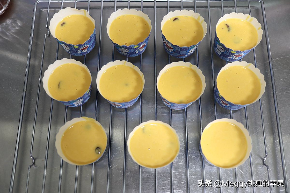 用10个鸡蛋做蛋糕不需要烤箱,如何用2个鸡蛋做蛋糕不需要牛奶