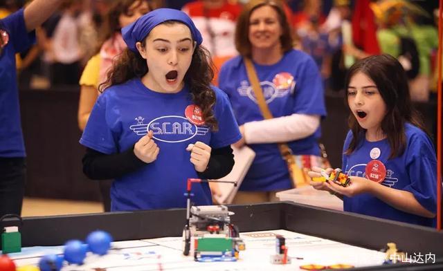 学乐高编程机器人课程有必要吗,乐高和机器人编程的区别在哪里