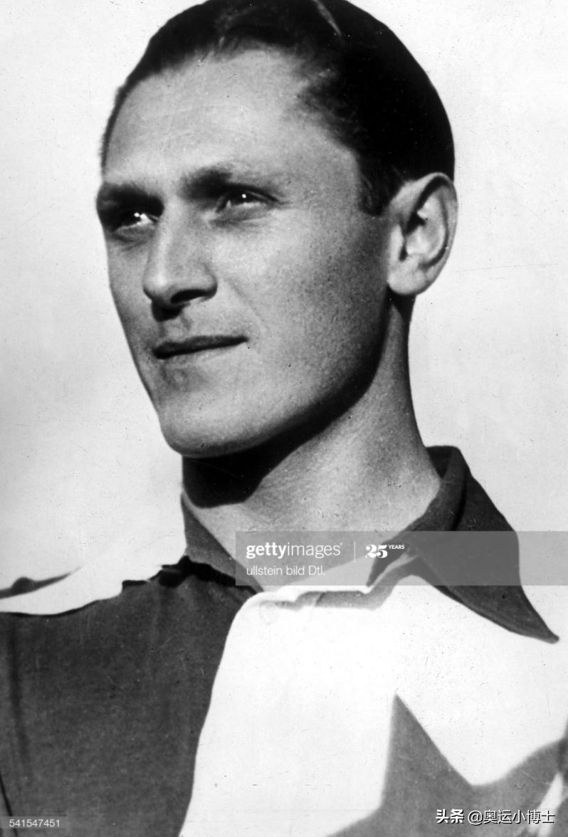 足坛十五大无法超越的史诗级进球,体育揭秘