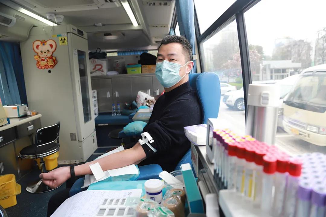 共同关注无偿献血助力抗疫,无偿献血助抗疫奉献爱心显担当