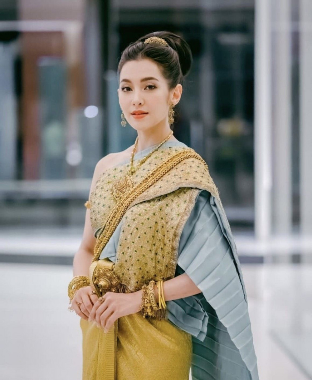 泰国服饰和印度服饰的区别,泰国传统服饰走秀视频