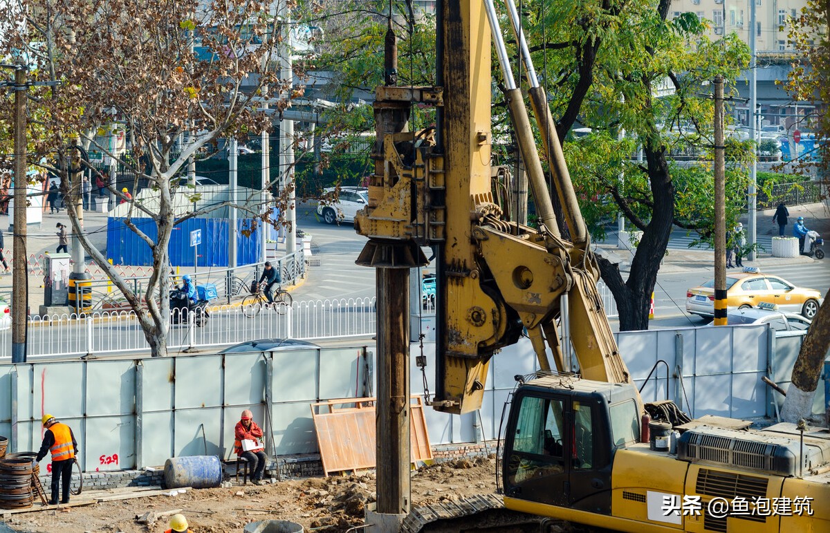 在工地上搬砖有多累,在工地搬砖一天收入