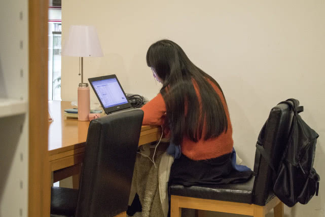 高三女生还是处女，却有母乳，医生说出原因妈妈流下悔恨的眼泪