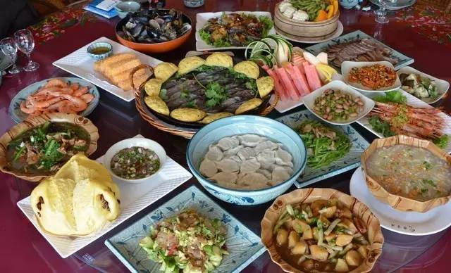 吃海鲜要去哪里旅游,威海旅游吃海鲜攻略视频