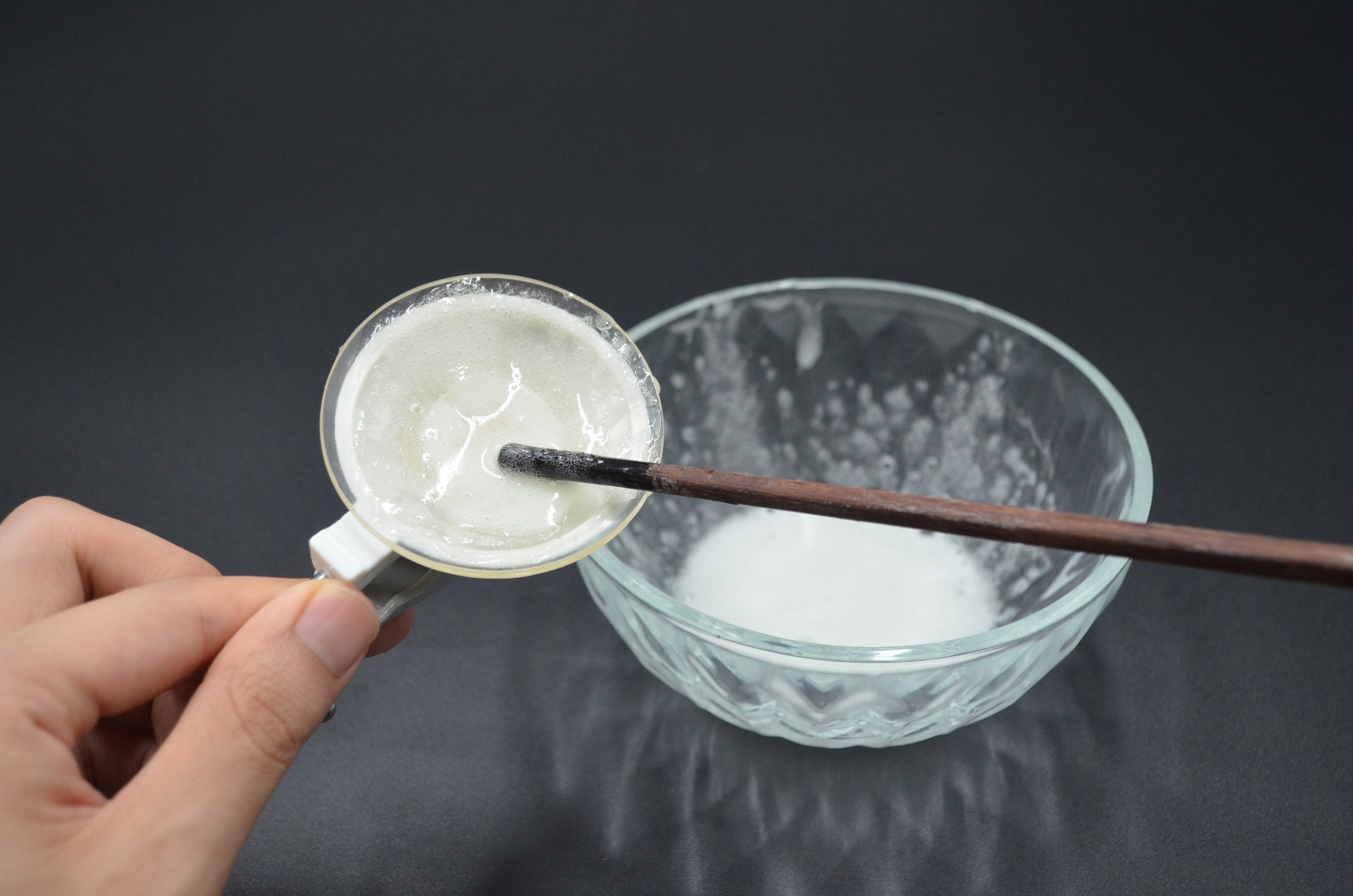 挂钩怎么粘才不会掉,挂钩不粘了怎么补救小窍门