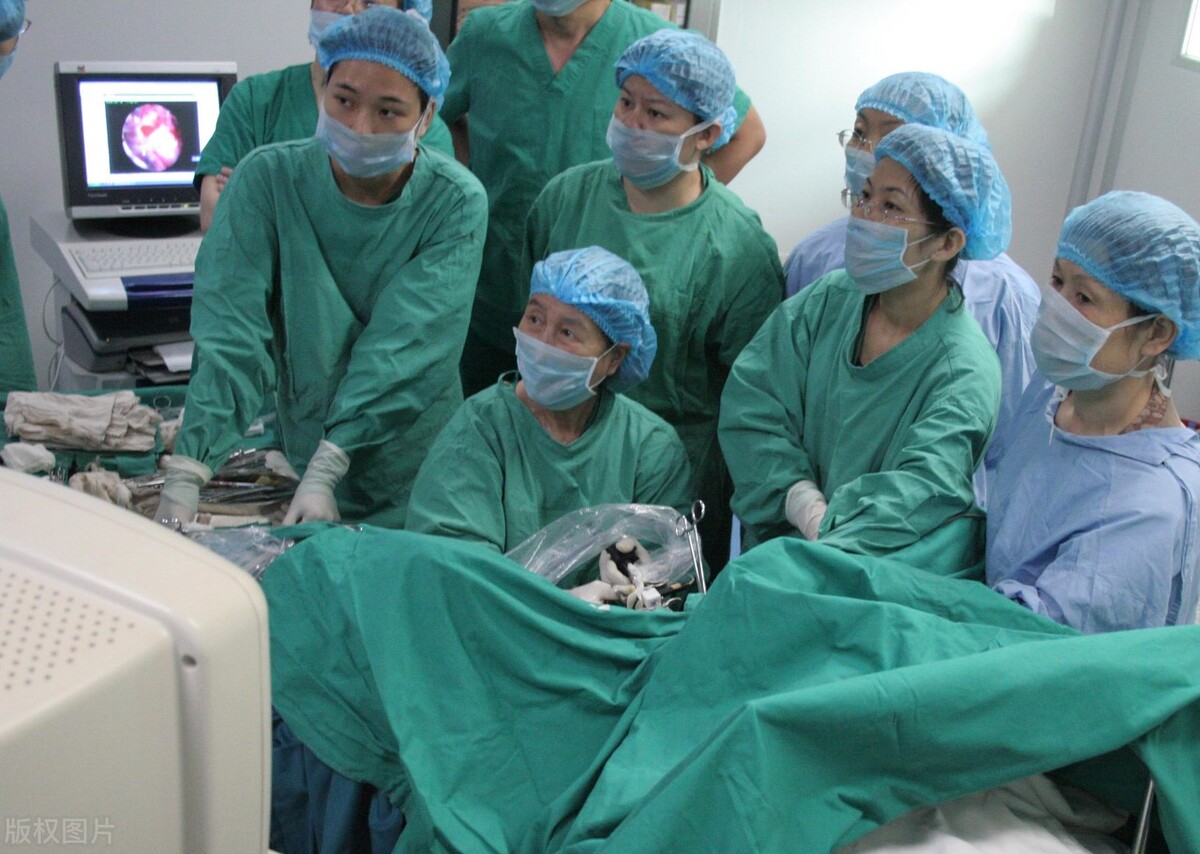 宫颈的3个变化，可能是子宫肌瘤的预警，注意这4点，让子宫更健康