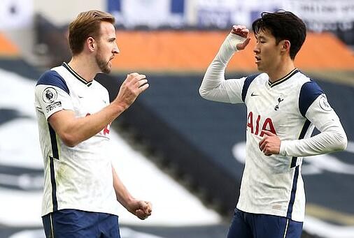 热刺逆袭拜仁,热刺球衣进化史