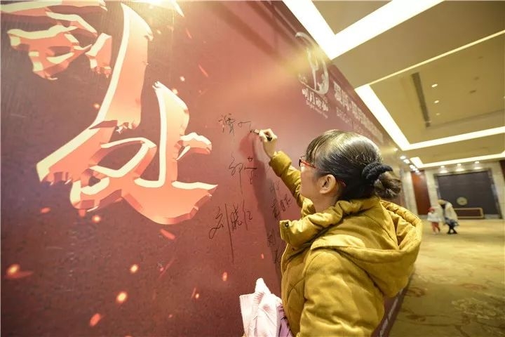 期待瑜伽馆周年庆,宜春爱尚明月瑜伽馆