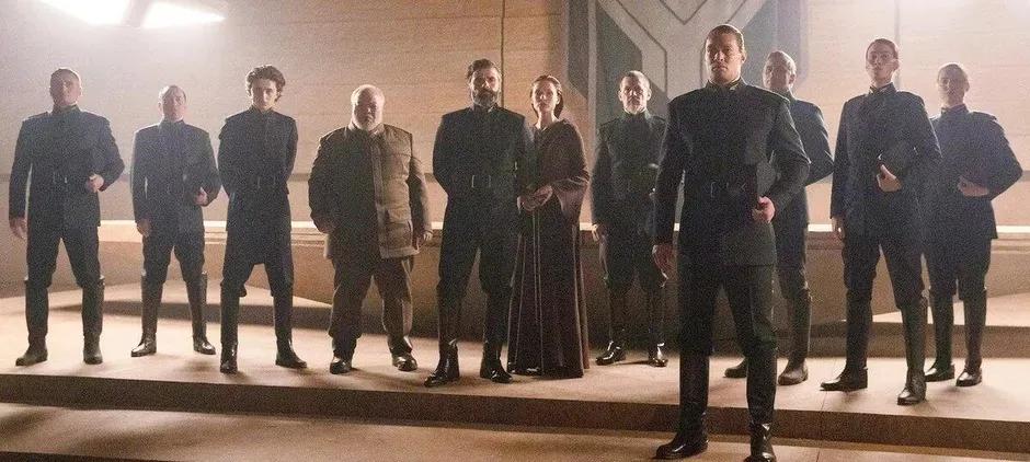 沙漠高级感走秀,沙漠走秀