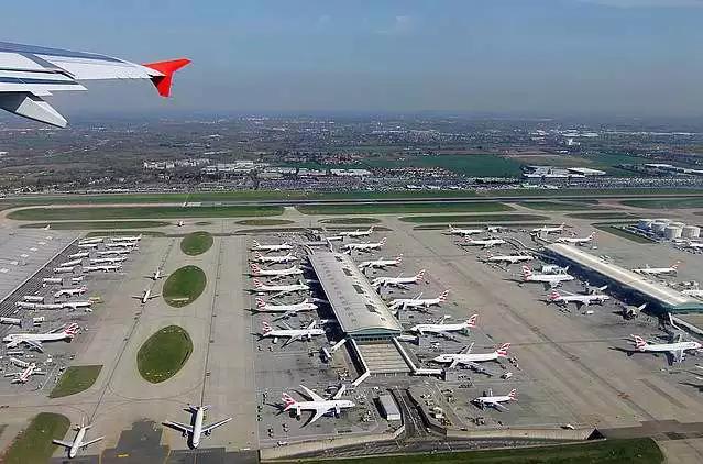 航空百科｜这哪里是机场，是立交桥吧