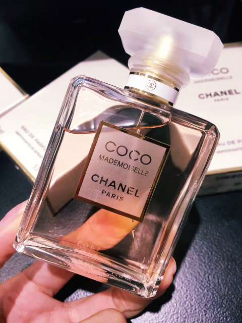 凡士林真好用吗,凡士林各种颜色的功效