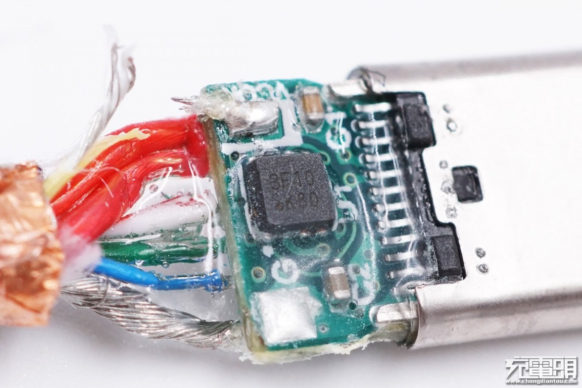 小米移动电源330000mh快充版拆解,小米c口数据线拆解