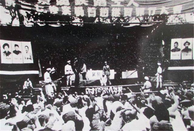 1951年苏州一位木材商被公安逮捕，两个月后被判死刑，他是谁