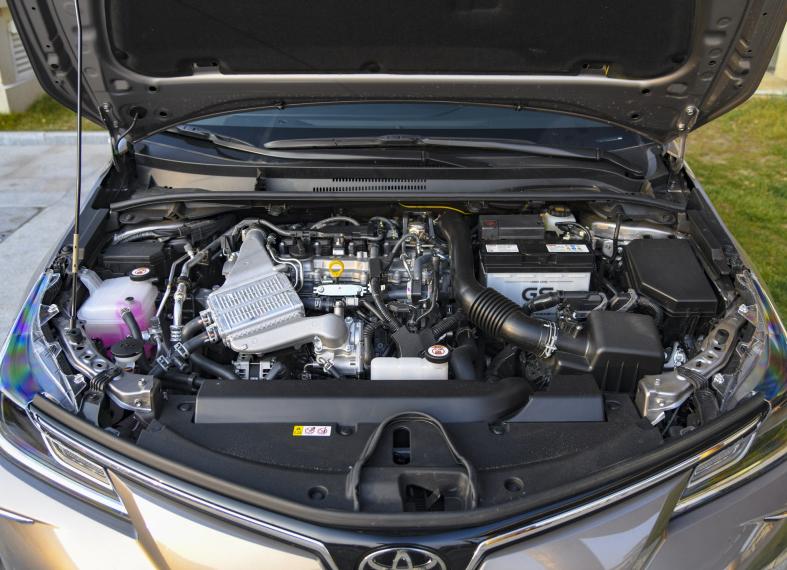 人生第一辆车选丰田卡罗拉怎么样,人生第一辆车从速腾开始