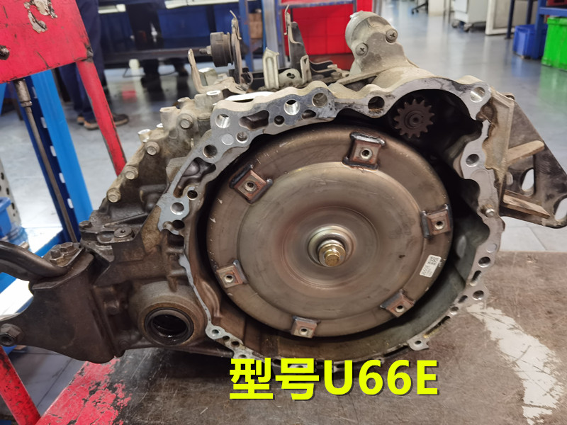 丰田埃尔法cvt变速箱,丰田埃尔法变速箱是什么型号