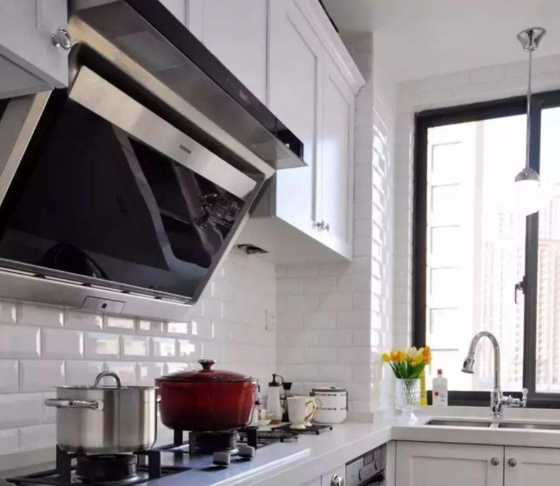 什么牌子的油烟机价格低质量好,油烟机什么牌子实用