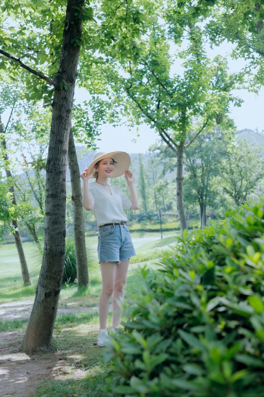 夏天短裤穿得好腿长时髦没烦恼,时尚靓丽大方的短裤夏季必备