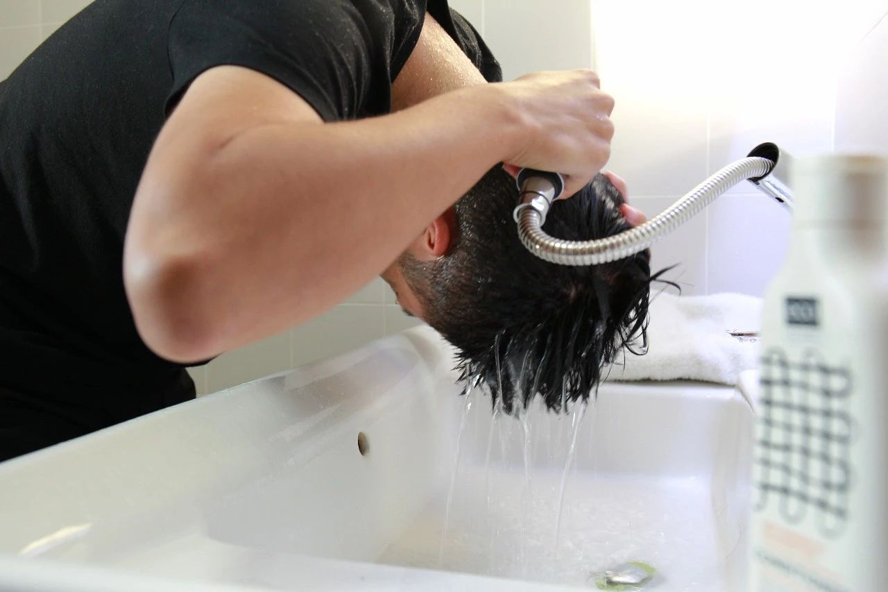 拯救小卫生间的10个设计,几个绝妙小设计拯救脏乱差卫生间