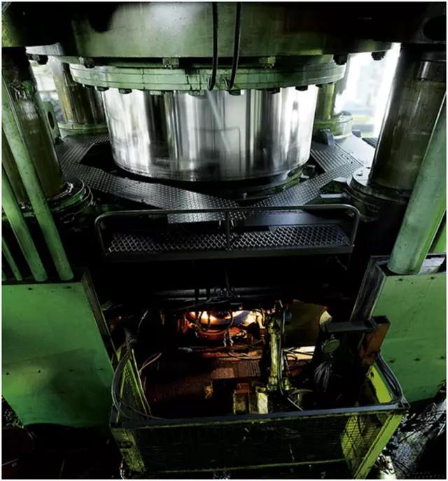 日本bbs和德国bbs区别,德国的bbs轮毂有什么优势