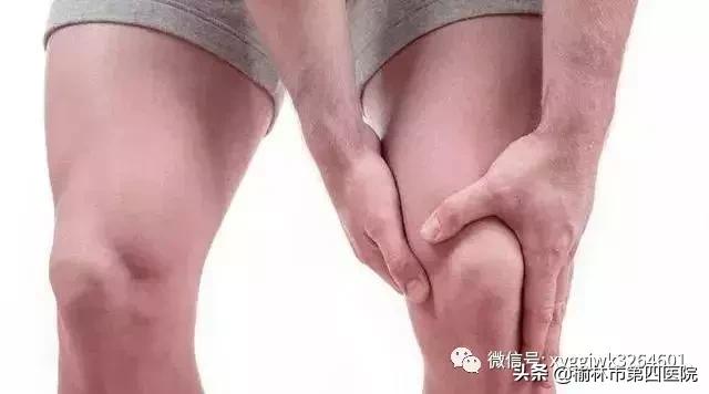 膝关节积液水肿最好的处理方式,膝关节积液解决最好办法