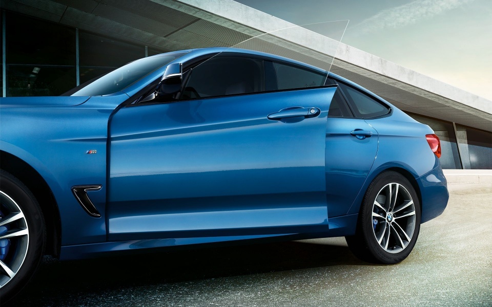 无框车门全车进口这是现在能买到最运动的3系