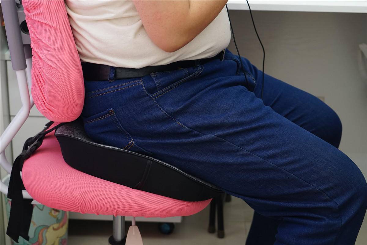 简简单单给臀部来个SPA，坐一坐小米有品37°智能美臀垫