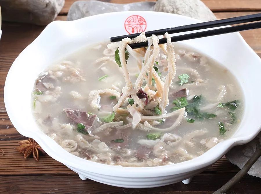 品泉水大骨羊汤，结缘满清八旗味道