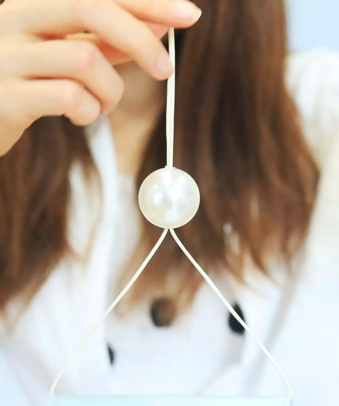 废旧纸袋如何做收纳包包,大牌纸袋斜挎包包改造教程