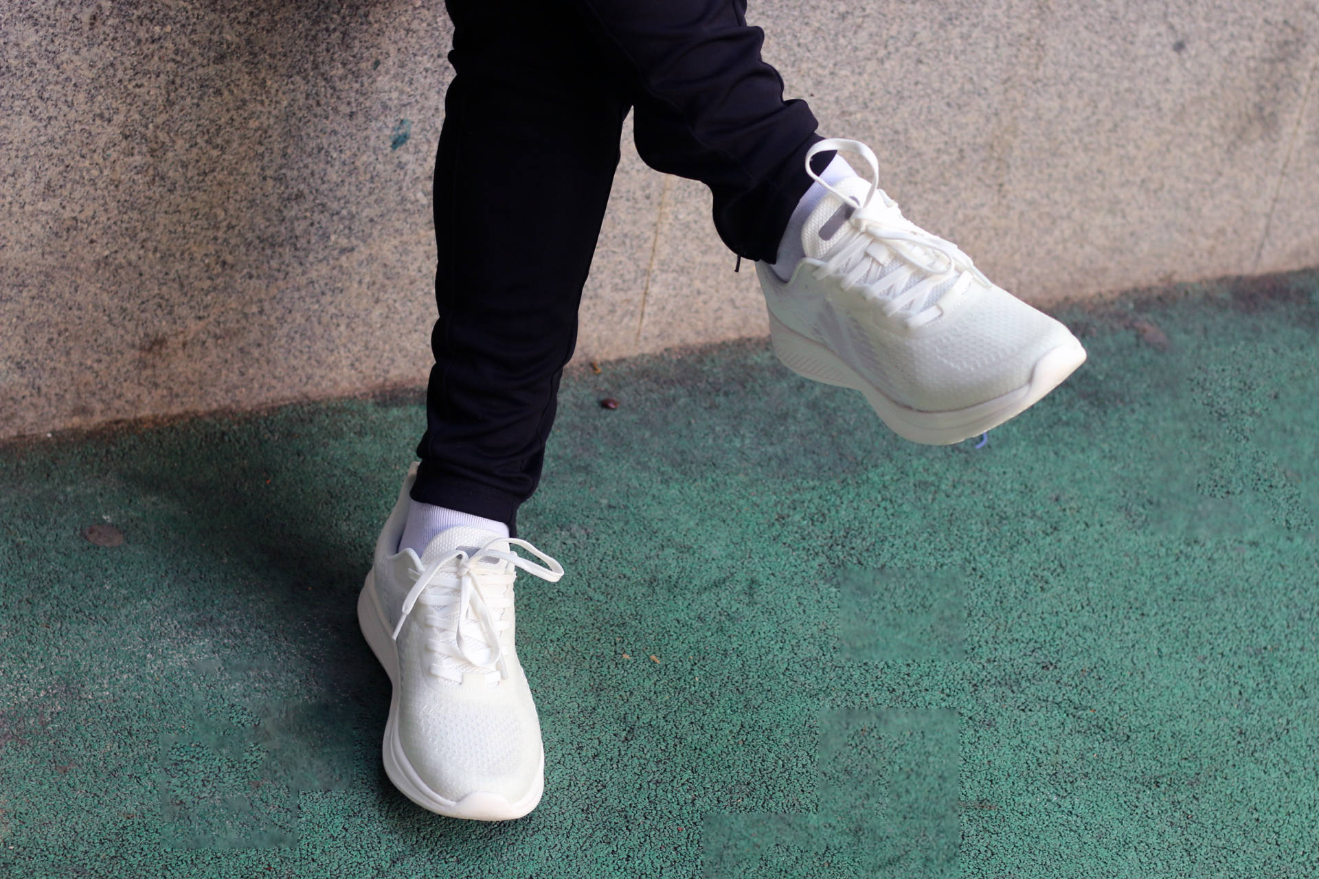 防脏防水黑科技休闲鞋,感光变色鞋推荐