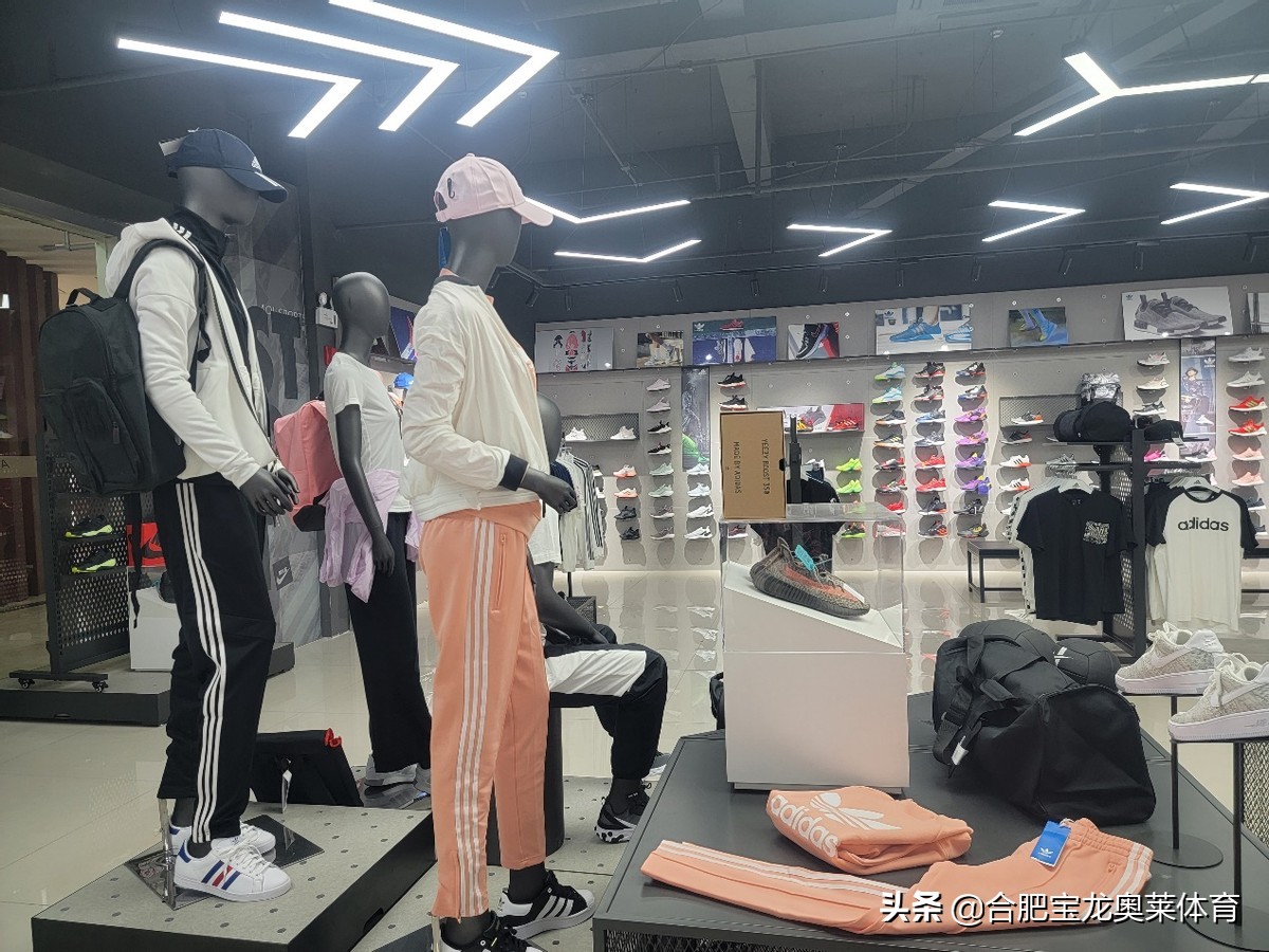 耐克阿迪达斯品牌折扣店开店技巧,如何开一个阿迪达斯耐克折扣店