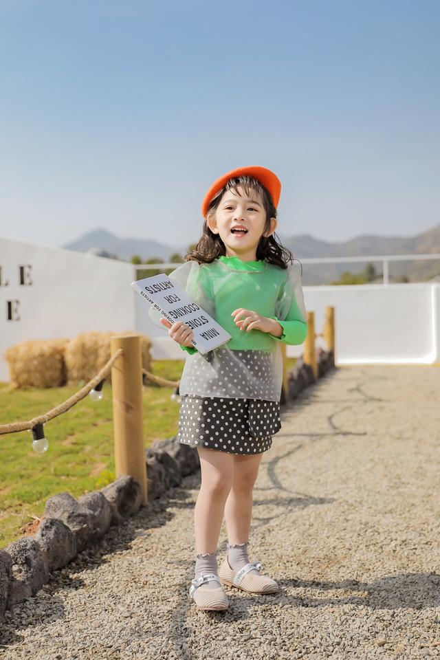 童装品牌折扣店加盟,男生女生童装品牌加盟怎样盈利