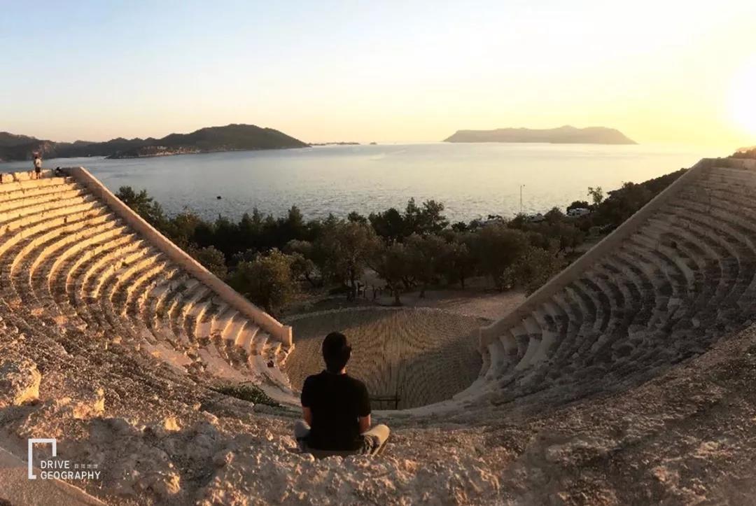 最牛沪c开到陆家嘴,最牛沪c跑的路线