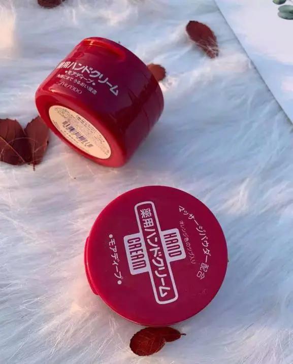 死海矿物保护护手霜,保护纤纤玉手