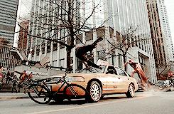 驾鹤西去呜呼哀哉,驾鹤西去和仙逝区别