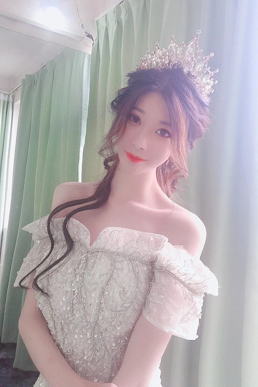 椰啵啵——上能T台走秀，下能下厨温酒