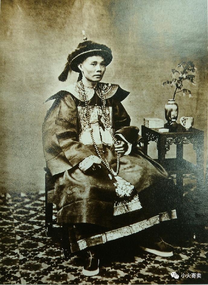 清朝官帽顶鉴别,清代官帽的顶珠的材质