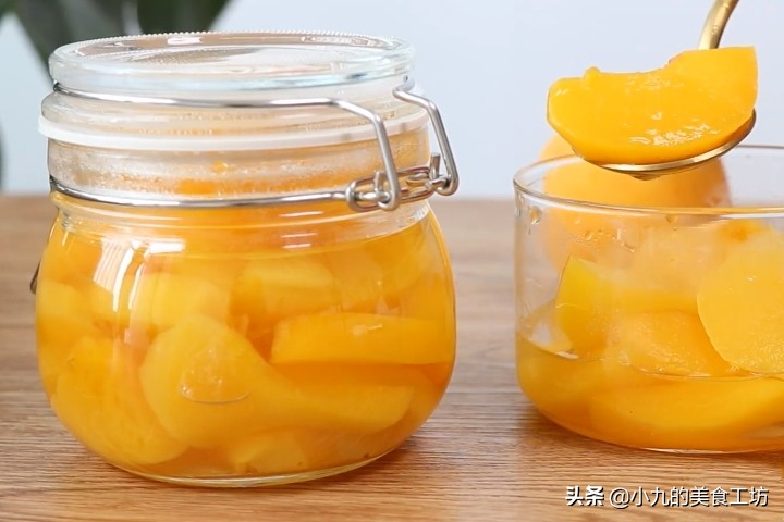 家里黄桃吃不完怎么做黄桃罐头,黄桃罐头黄桃和冰糖的比例是多少