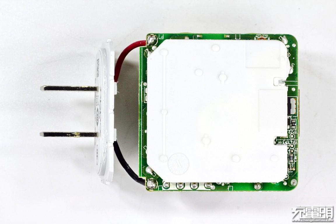 oppo手机电源适配器怎么拆开,拆解报告oppo240w无线快充手机