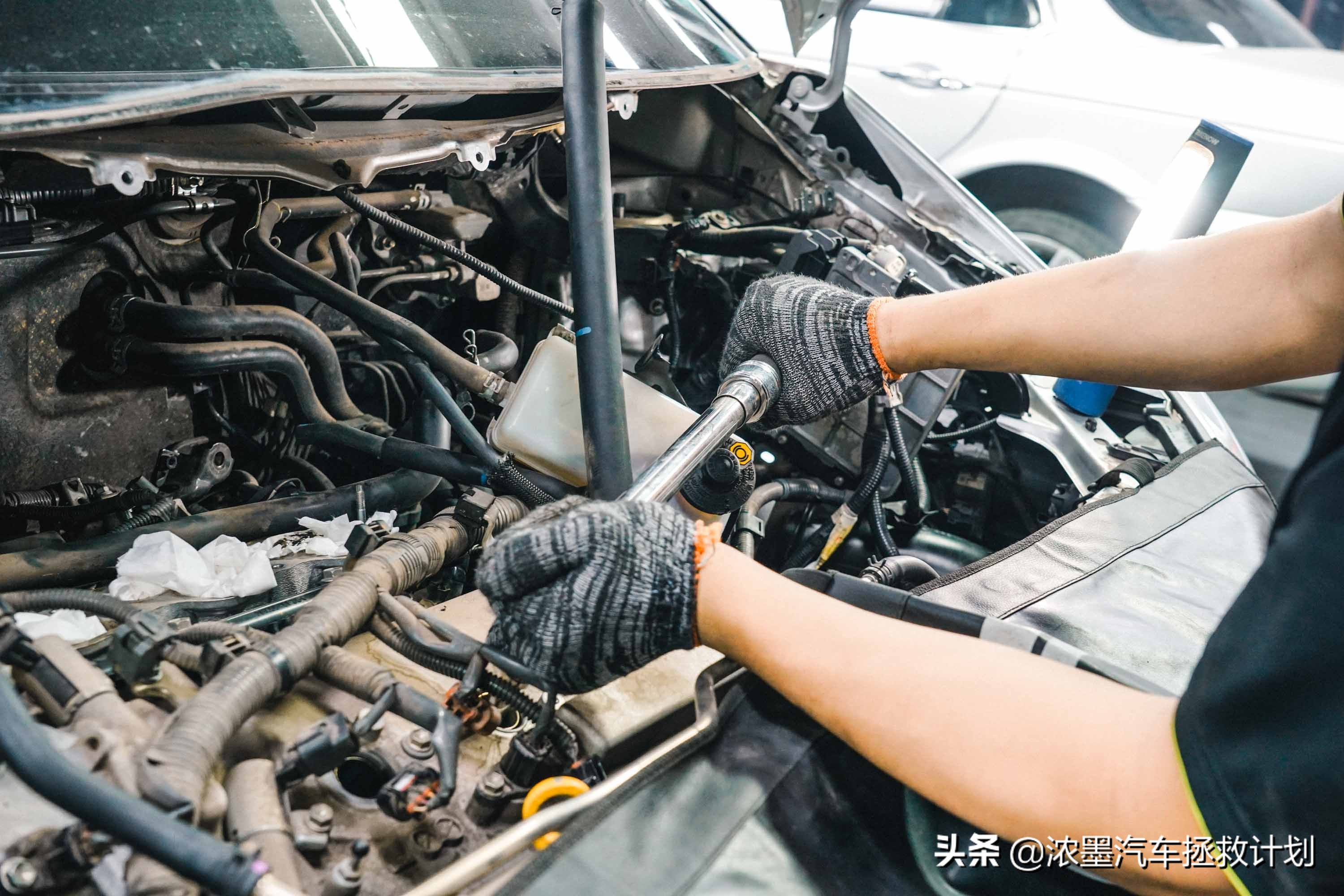 一代经典丰田普瑞维亚,丰田普瑞维亚依然经典