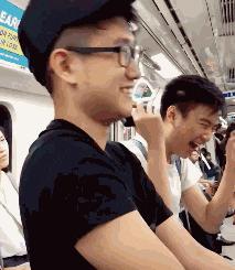 看了整整七分钟，他们最终还是上去了