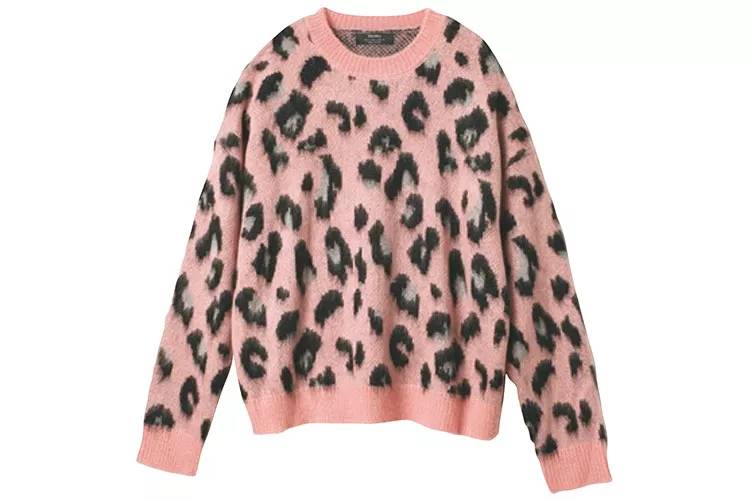 色彩丰富鲜艳的穿搭冬日,穿搭色彩运用