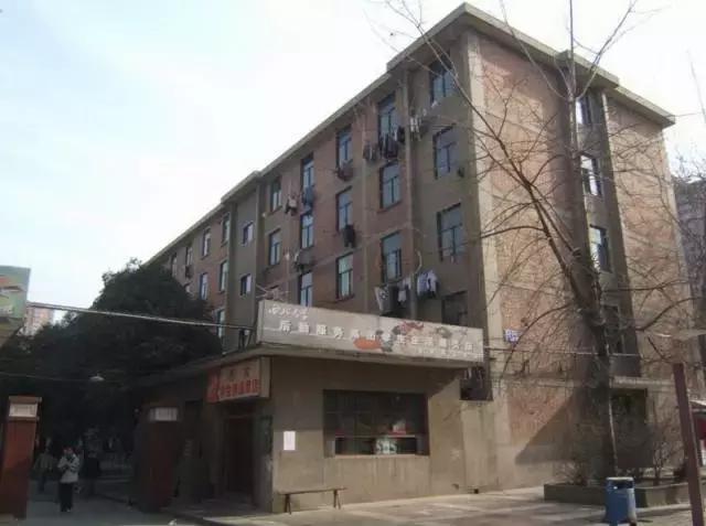 西安建筑科技大学大雁塔校区宿舍,西安高新职业技术学院宿舍