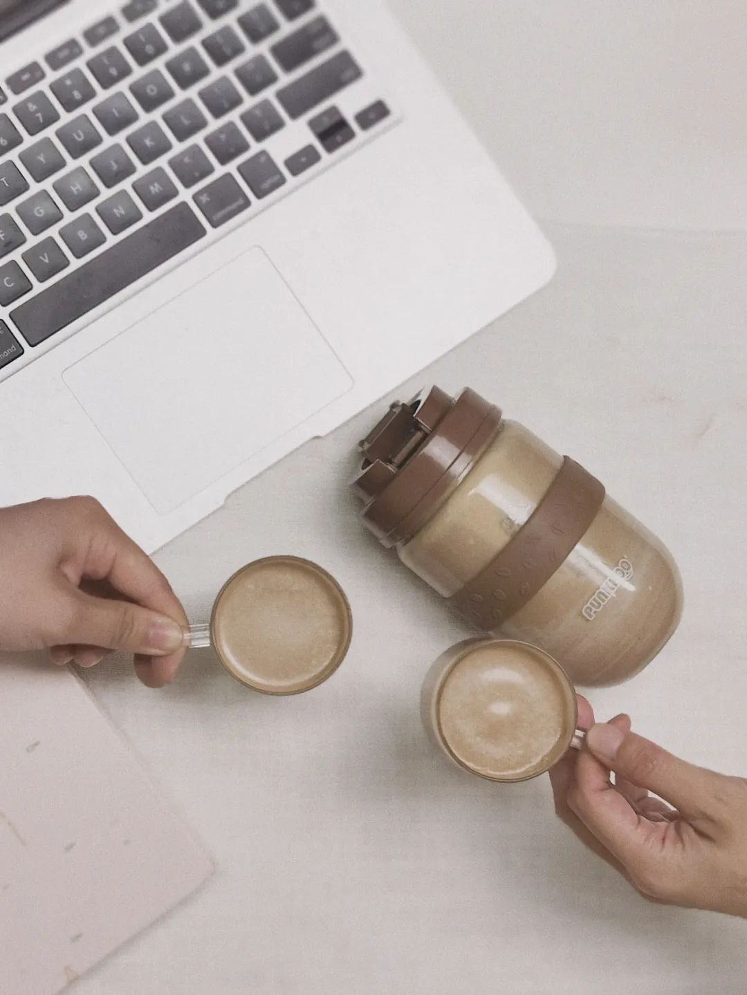 鲜榨橙汁榨汁机推荐,榨汁机榨咖啡