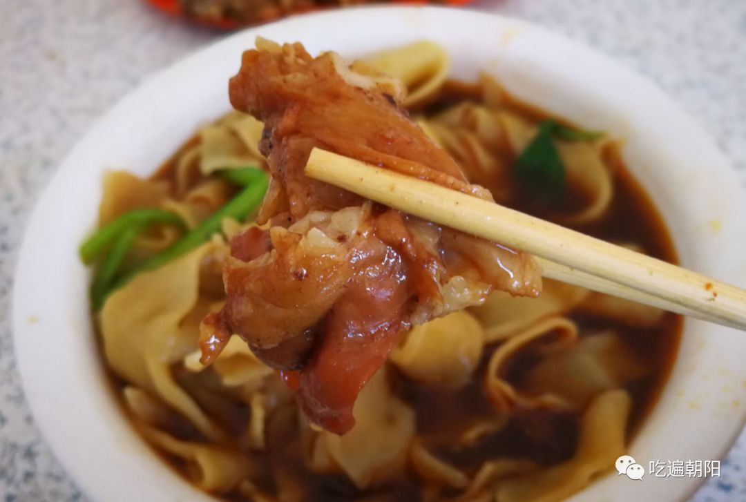 朝阳这家牛肉板面，缘何被人念念不忘，被称为一生挚爱？